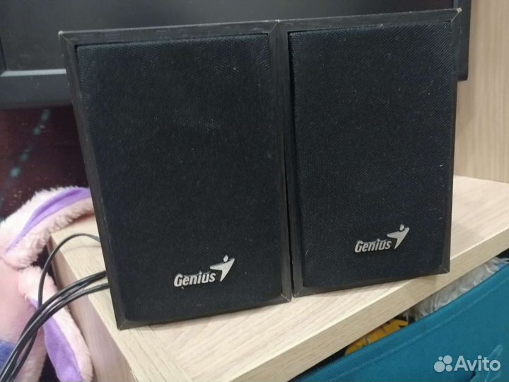 Компьютерные колонки genius