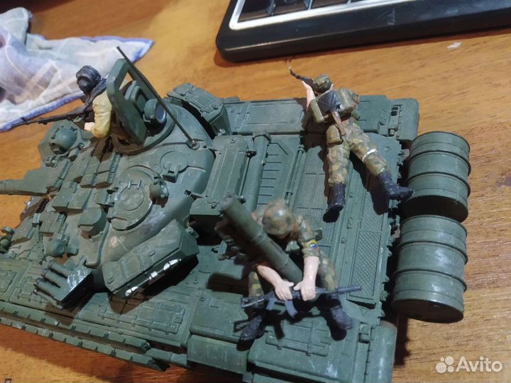 Танк Т-72 и другое