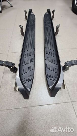 Продам пороги prado 120