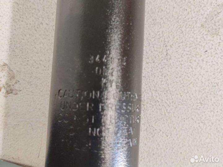 Амортизатор задний газовый renault megane II 02