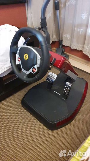 Руль Thrustmaster Ferrari Wireless Gt Cockpit