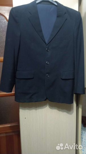 Школьная форма - 3 пиджака, 7 брюк