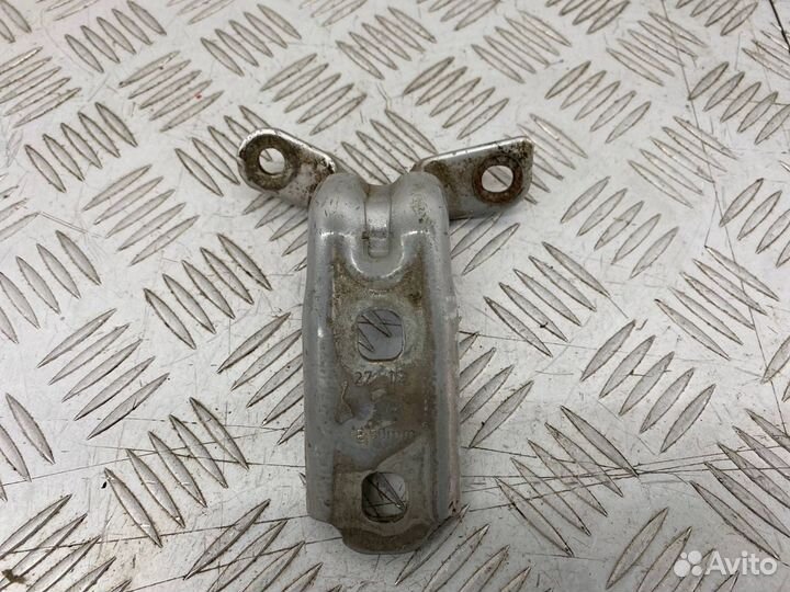 Б/У петля двери задний левый Chevrolet Cruze J300