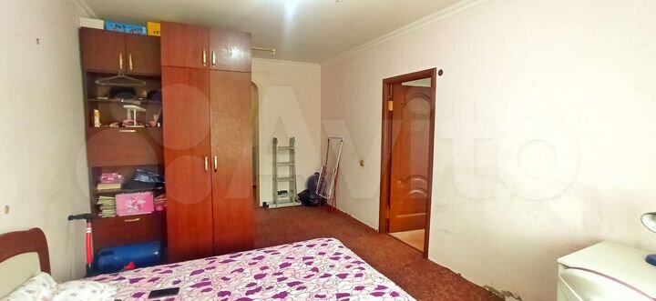 3-к. квартира, 74 м², 1/3 эт.