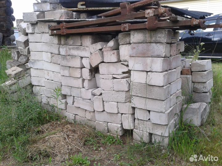 Кирпич и шифер