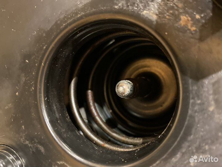 Ваккумный усилитель тормозов Audi Q7 4L