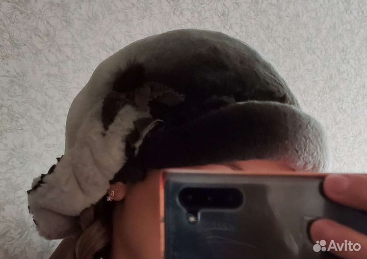 Шапка женская енот