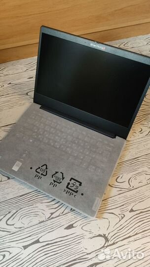 Новый ноутбук Lenovo Core i3 14