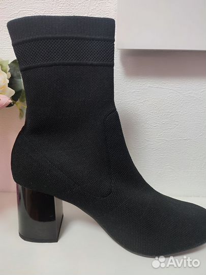 Полусапожки женскиеTommy Hilfiger 25.5