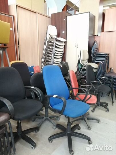 Компьютерное кресло