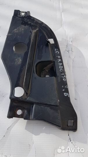 Правый пыльник заднего бампера prado 150 прадо 150