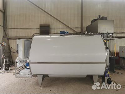 Охладитель молока закрытого типа 5000 литров