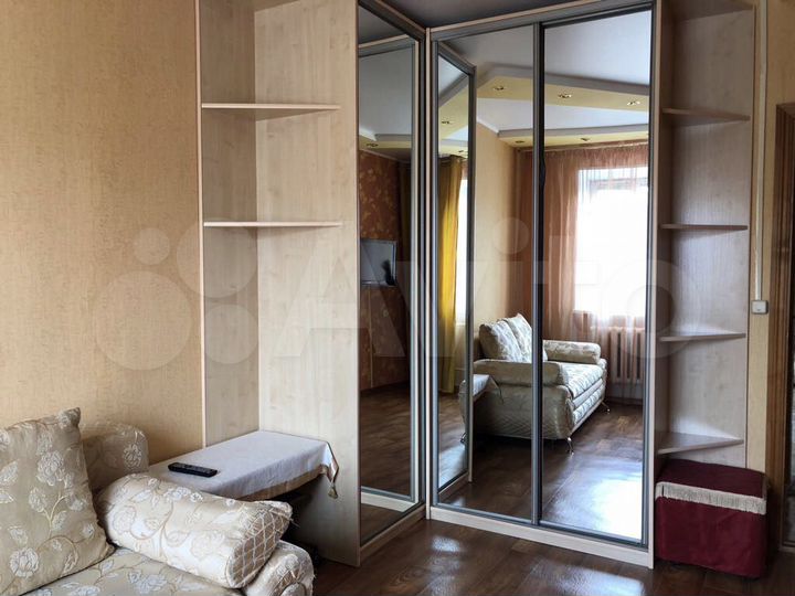 2-к. квартира, 57 м², 2/5 эт.