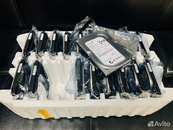 Диски для видеонаблюдения 500GB новые