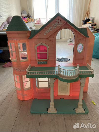 Домик кукольный