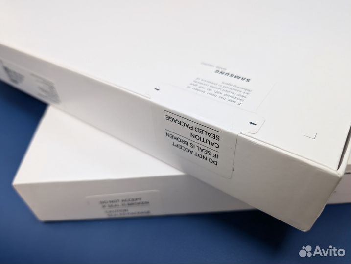 Ноутбук Samsung Book 4 Ultra 64GB/2TB