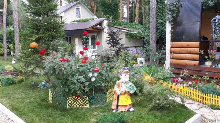 Коттедж 386 м² на участке 9 сот.