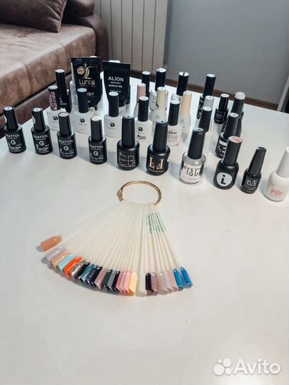 Набор гель-лаков, баз, полигелей