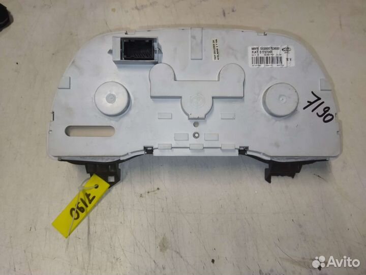 Приборная панель Fiat Albea