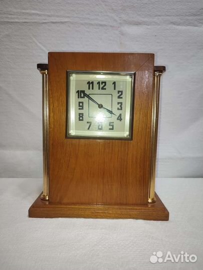Настольные часы с боем Владимир