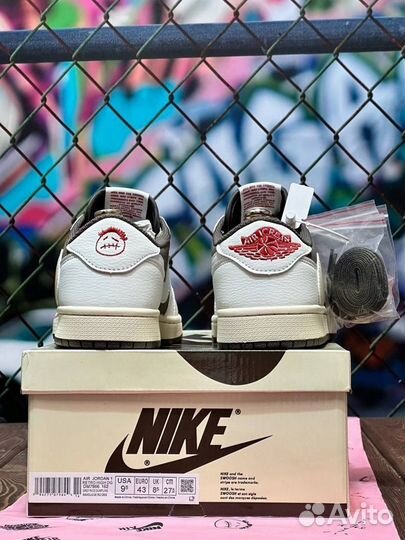 Кроссовки Nike Air Jordan x Travis Scott Reverse