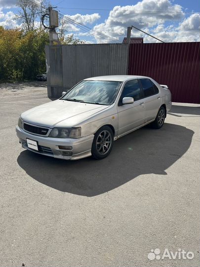 Nissan Bluebird 1.8 AT, 1998, 258 000 км