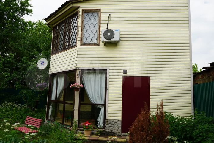 Дом 178 м² на участке 6 сот.