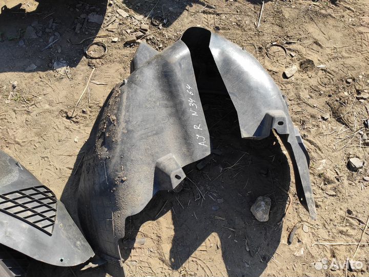 Подкрылок задний правый левый Opel Astra J