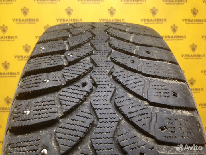 Bridgestone Blizzak Spike-01 215/60 R16