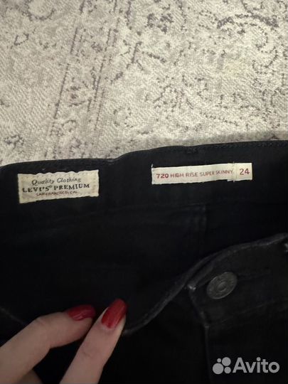 Джинсы levis 720