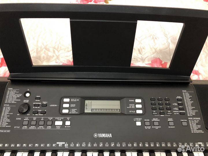 Синтезатор yamaha+ педаль