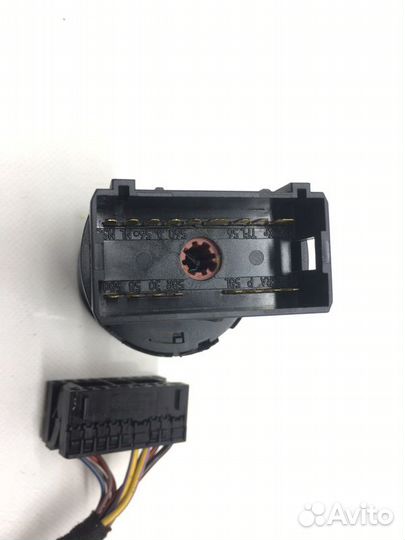 Переключатель света фар Volkswagen Jetta 6 1.8