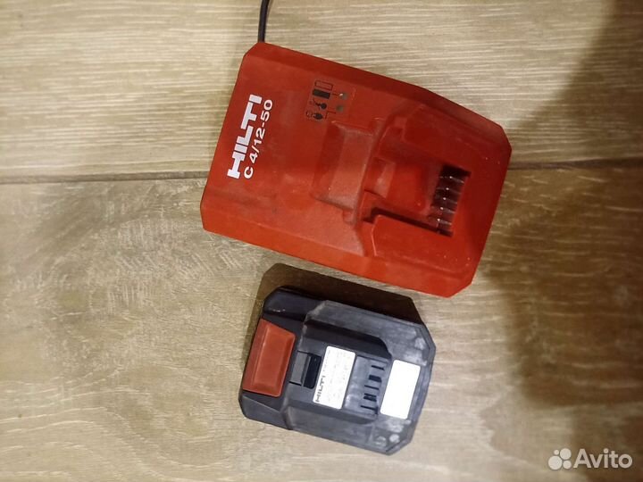 Зарядное устройство