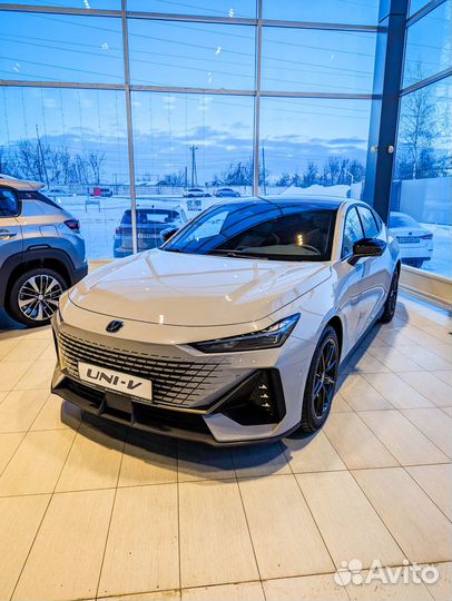 Changan UNI-V 1.5 AMT, 2023