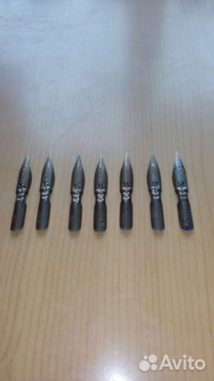 Плакатные перья