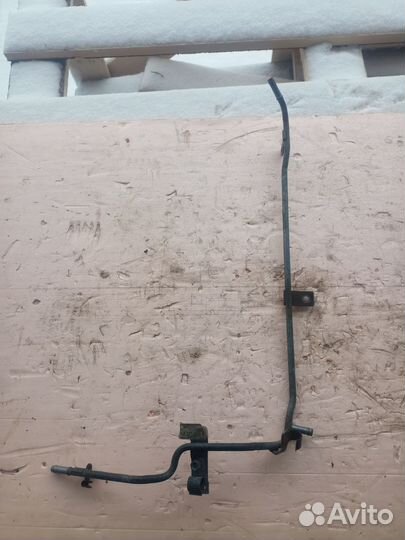 Трубка топливная VW Passat (B6)