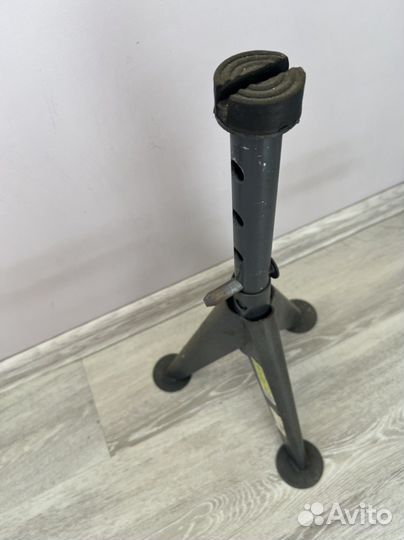 Стойка ремонтная