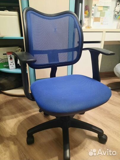 Компьютерное кресло 