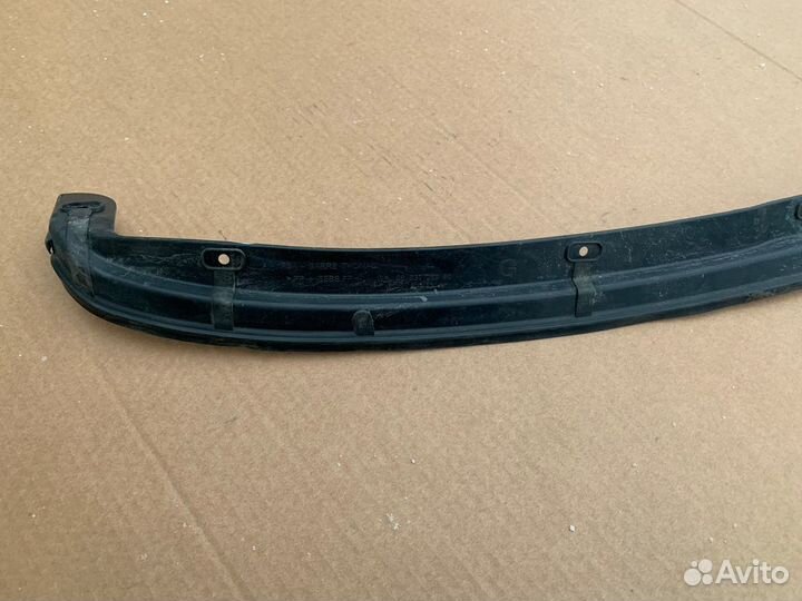 Уплотнитель крыла переднего LH Peugeot 3008, 5008