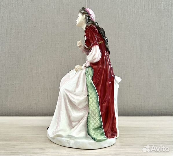 Royal Doulton. Статуэтка