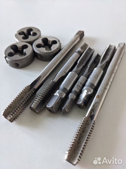 Набор метчиков и плашек СССР