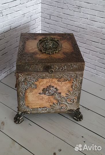 Шкатулка ларец