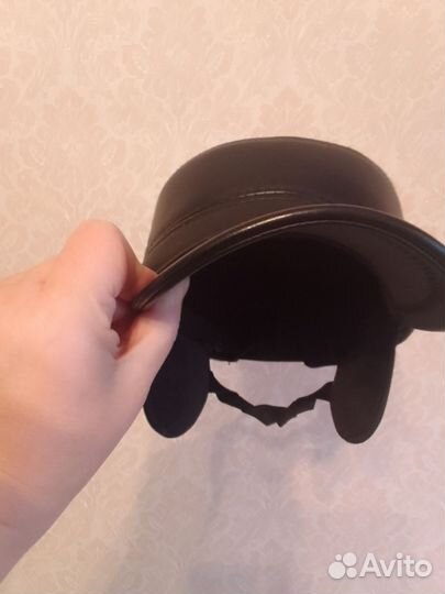 Мужская кожаная кепка