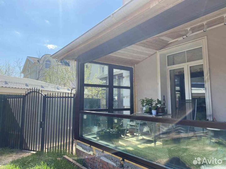 Холодное и тёплое алюминиевое остекление беседок