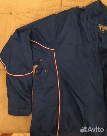 Куртка спортивная