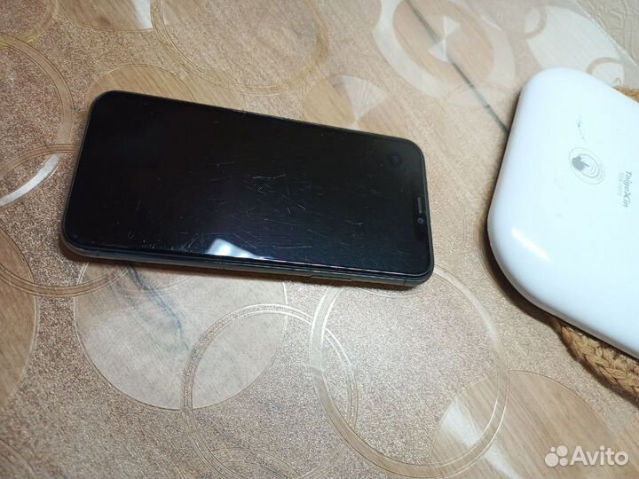 iPhone 11 Pro, 64 ГБ