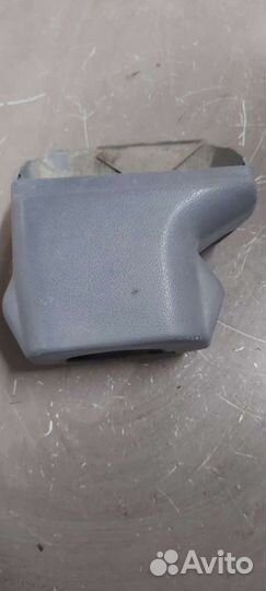 Кожух рулевой колонки Nissan Serena c23