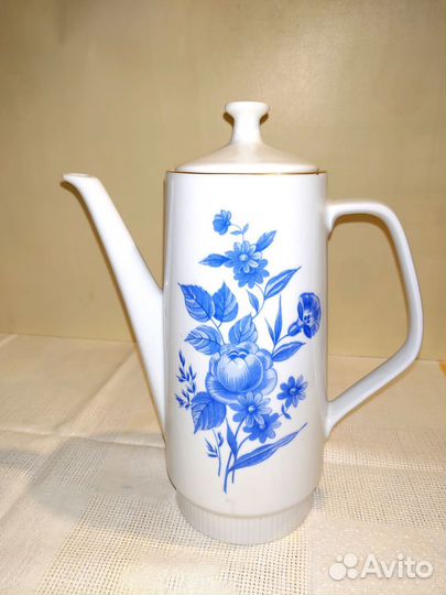 Чайно-кофейный сервиз. ГДР. 30 предметов