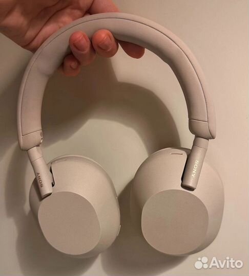 Беспроводные наушники