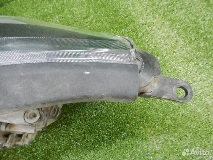 Фара правая Kia Sorento/Sorento Prime